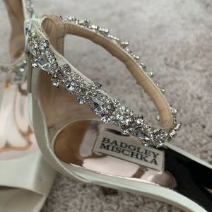 Badgley Mischka Geranium Ivory Satin Sandals